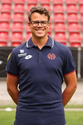 STEFFEN TROESTER PORTRAETTERMIN 2015 16 PORTRAET MAINZ 05 1. BUNDESLIGA MAINZ 