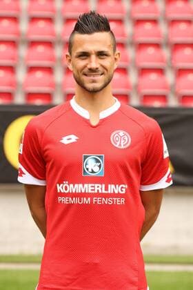 DANNY LATZA PORTRAETTERMIN 2015 16 PORTRAET MAINZ 05 1. BUNDESLIGA MAINZ 