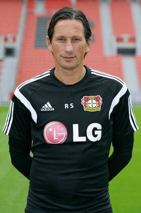 Fussball, Bundesliga, Deutschland, Herren, Porträttermin Saison 2015 2016; Bayer Leverkusen: Trainer Roger Schmidt (Leverkusen). Einzelbild, Portrait, Porträt.