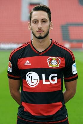 Fussball, Bundesliga, Deutschland, Herren, Porträttermin Saison 2015 2016; Bayer Leverkusen: Hakan Calhanoglu (Leverkusen). Einzelbild, Portrait, Porträt.