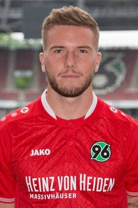 13.07.2015, Hannover Fussball, Fußball, Bundesliga Saison 2015-2016, Hannover 96, HDI Arena, Portrait Andre Hoffmann