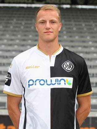 Aktuell Fußball, 3. Liga, VfR Aalen Porträttermin Aalen Steffen Kienle ( VfR Aalen ) VfR Aalen, Portraettermin 2015 2016, Portraet,14.07.2015, Copyright: Langerx xEibner-Pressefoto EP_HLR