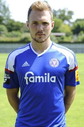 Kiel, 14. Juli 2015 Fußball, Saison 2015 2016, 3. Bundesliga, Offizieller Fototermin Holstein Kiel: Rafael Czichos (Holstein Kiel, 33)