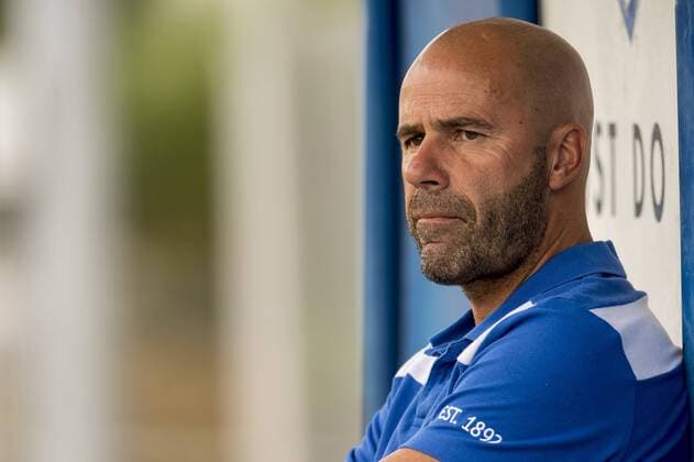 coach Peter Bosz of Vitesse during the International Friendly Länderspiel match between Sparta Praha and Vitesse Arnhem on July 14, 2015 at Galneukirchen, Germany. Sparta Praha v Vitesse Arnhem Pre-Season Friendly 2015 2016 xVIxGerritxvanxKeulenxIVx 4095273