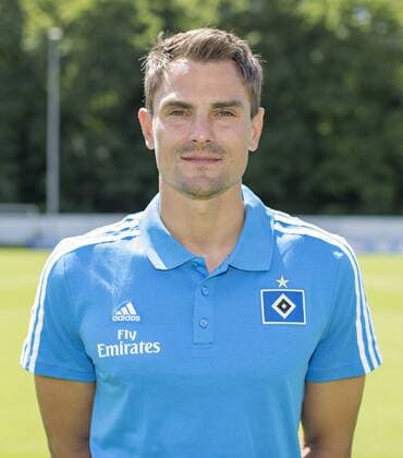 Aktuell Fußball, Porträttermin Hamburger SV Stefan Wächter (HSV) 15.07.2015, Hamburg, Mannschaftsfototermin Â