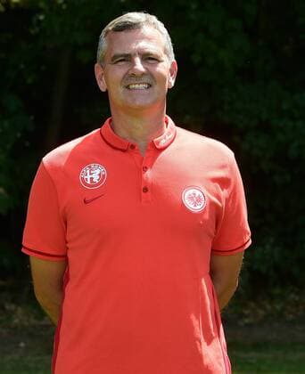 15.07.2015, xjhx, Fussball 1.Bundesliga, Eintracht Frankfurt Portraittermin 2015 2016, v.l. TW Trainer Manfred Moppes Petz (Eintracht Frankfurt)