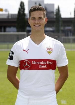Marvin Jäger . Fototermin VfB Stuttgart 2 2015-2016 . Stuttgart, GER, 15.07.2015 ,Fussball 3. Liga 2015 2016.