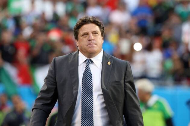 15 July 2015: Mexico head coach Miguel Herrera (MEX). The Mexico Men s national team Nationalteam played the Trinidad & Tobago Men s National Team at Bank of America Stadium in Charlotte, NC in a 2015 CONCACAF Gold Cup Group C match. SOCCER: JUL 15 CONCACAF Gold Cup - Group Stage - Mexico v Trinidad Icon918150715203 EDITORIAL USE ONLY
