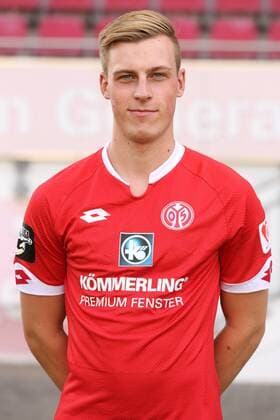 Aktuell Fußball, 3. Liga, Porträttermin 1. FSV Mainz 05 II ALEXANDER WAEHLING 1. FSV MAINZ 05 U23 3.LIGA PORTTRAETTERMIN 2015 16 PORTRAET MAINZ 