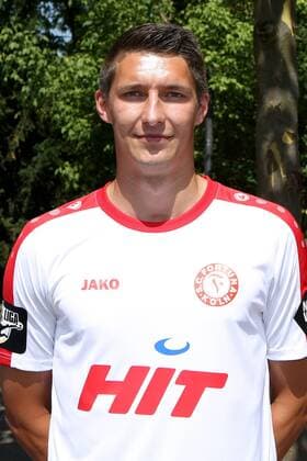 Fototermin des SC Fortuna Köln ( Dritte Liga ) am Donnerstag, 16. Juli 2015, im Südstadion Köln. Markus Pazurek Fortuna Köln Porträttermin 2015 2016