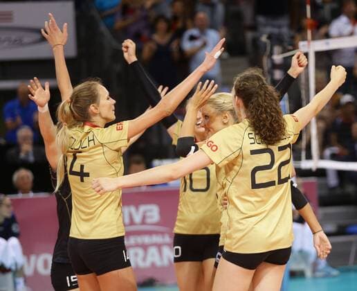 Stuttgart , Volleyball World Grand Prix Deutschland vs. Dominikanische Republik , Jubel Deutschland
