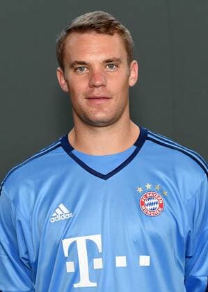 Aktuell Fußball, 1. BL, FC Bayern München Porträttermin FUSSBALL 1. BUNDESLIGA SAISON 2015 2016 Fototermin beim FC Bayern Muenchen 16.07.2015 Torwart Manuel Neuer (FC Bayern Muenchen) Foto: Pressefoto ULMER Axel Grundler xxNOxMODELxRELEASExx 