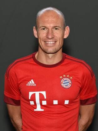 Aktuell Fußball, 1. BL, FC Bayern München Porträttermin FUSSBALL 1. BUNDESLIGA SAISON 2015 2016 Fototermin beim FC Bayern Muenchen 16.07.2015 Arjen Robben (FC Bayern Muenchen) Foto: Pressefoto ULMER Axel Grundler xxNOxMODELxRELEASExx 