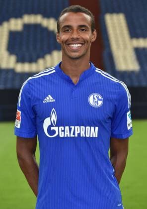 17.07.2015, Fussball, Saison 2015-2016, 1. Bundesliga, Porträttermin 2015 2016, FC Schalke 04, Porträt, , Joel Matip (Schalke 04)