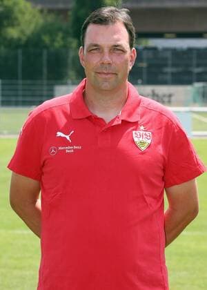 Stuttgart, Fußball 1. Bundesliga VfB Stuttgart Saison 2015 2016 Fototermin: Torwart-Trainer Andreas Menger