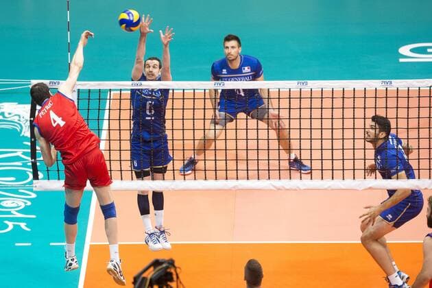 Volei Servia X Franca RIO DE JANEIRO, Brazil - 07 19 2015: VOLLEYBALL SERBIA X FRANCE - Petric, Jaumel and Rouzier during Servia X France by the end of the World Volleyball League in Maracan?zinho Gymnasium. (Photo: Celso Pupo FotoArena)  CelsoxPupo
