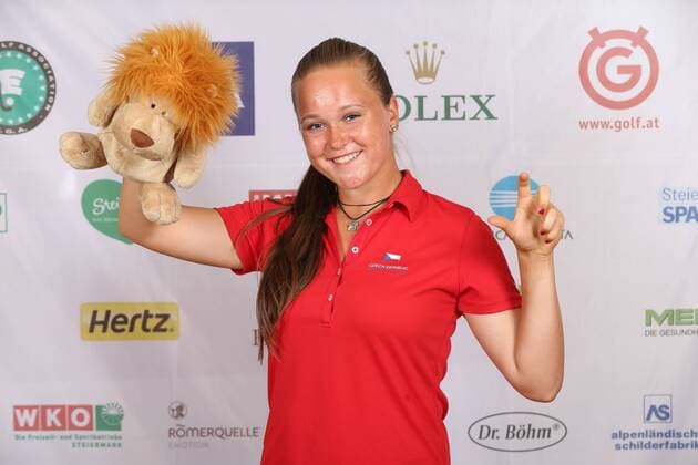 Aktuell Golf Damen, International European Ladies Amateur Championship - Fotoshooting GOLF - IELAC 2015, photo shoot FROHNLEITEN,AUSTRIA,20.JUL.15 - GOLF - EGA, European Golf Association, International European Ladies Amateur Championship, GC Murhof, photo shooting. Image shows Hana Ryskova (SVK). GEPAxpictures xChristianxWalgram