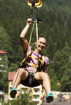 Aktuell Tennis, WTA-Turnier in Gastein: Fotoshooting mit Spielerinnen TENNIS - WTA Tennis Damen Nuernberger Gastein Ladies BAD GASTEIN,AUSTRIA,20.JUL.15 - TENNIS - WTA Tour, Nuernberger Gastein Ladies, photo shooting. Image shows Samantha Stosur (AUS) GEPAxpictures xMatthiasxHauer