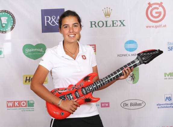 Aktuell Golf Damen, International European Ladies Amateur Championship - Fotoshooting GOLF - IELAC 2015, photo shoot FROHNLEITEN,AUSTRIA,20.JUL.15 - GOLF - EGA, European Golf Association, International European Ladies Amateur Championship, GC Murhof, photo shooting. Image shows Susana Ribeiro (POR). GEPAxpictures xChristianxWalgram