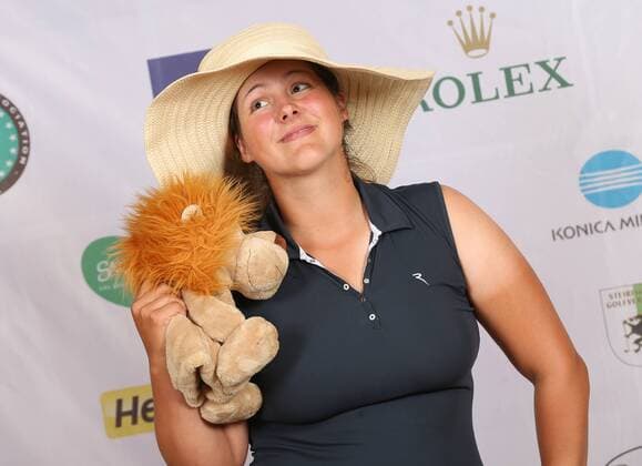 Aktuell Golf Damen, International European Ladies Amateur Championship - Fotoshooting GOLF - IELAC 2015, photo shoot FROHNLEITEN,AUSTRIA,20.JUL.15 - GOLF - EGA, European Golf Association, International European Ladies Amateur Championship, GC Murhof, photo shooting. Image shows Nastja Banovec (SLO). GEPAxpictures xChristianxWalgram