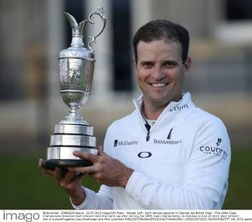 Aktuell Golf - Zach Johnson gewinnt im Stechen die British Open - The 144th Open Championship American Zach Johnson holds the Claret Jug after winning the 144th Open Championship, St.Andrews on July 20 2015. Zach Johnson won in a playoff against Louis Oosthuizen and Marc Leishman  LON2015072022 HUGOxPHILPOTT