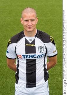 Aktuell Fußball, Heracles Almelo Porträttermin Bas Sibum during the team presentation of Heracles on July 20, 2015 at the Polman stadium in Almelo, The Netherlands Photocall Heracles Almelo Dutch Eredivisie 2015 2016 xVIxxIVx 4118294