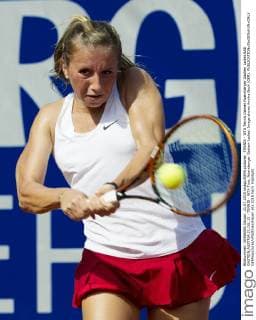 TENNIS - WTA Tennis Damen Nuernberger Gastein Ladies BAD GASTEIN,AUSTRIA,21.JUL.15 - TENNIS - WTA Tour, Nuernberger Gastein Ladies. Image shows Annika Beck (GER). GEPAxpictures xMatthiasxHauer