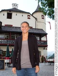 Sara Errani (ITA) vor dem Weitmoser Schloessl in Bad Hof Gastein, Player s Party,privat, Tennis - Gastein Ladies 2015 - WTA Tennis Damen - Europaeischer Hof - Bad Gastein - - Oesterreich - 21 July 2015. Juergen Hasenkopf