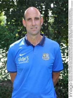 Mannschaftsshooting beim 1. FC Saarbrücken auf dem Trainingsplatz in Saarbrücken am Mittwoch (22.07.2015). Im Bild: Torwart-Trainer Heinz Böhmann.