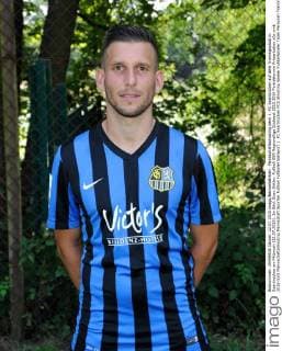 Mannschaftsshooting beim 1. FC Saarbrücken auf dem Trainingsplatz in Saarbrücken am Mittwoch (22.07.2015). Im Bild: Sven Sökler.