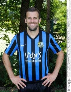 Mannschaftsshooting beim 1. FC Saarbrücken auf dem Trainingsplatz in Saarbrücken am Mittwoch (22.07.2015). Im Bild: Matthew Taylor.