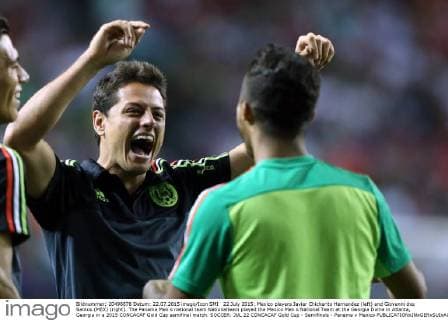 22 July 2015: Mexico players Javier Chicharito Hernandez (left) and Giovanni dos Santos (MEX) (right). The Panama Men s national team Nationalteam played the Mexico Men s National Team at the Georgia Dome in Atlanta, Georgia in a 2015 CONCACAF Gold Cup semifinal match. SOCCER: JUL 22 CONCACAF Gold Cup - Semifinals - Panama v Mexico Icon918150722207 EDITORIAL USE ONLY