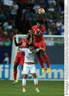 22 July 2015: Roman Torres (PAN) (5) outjumps Adolfo Machado (PAN) (13) and Carlos Vela (MEX) (11). The Panama Men s national team Nationalteam played the Mexico Men s National Team at the Georgia Dome in Atlanta, Georgia in a 2015 CONCACAF Gold Cup semifinal match. SOCCER: JUL 22 CONCACAF Gold Cup - Semifinals - Panama v Mexico Icon918150722210 EDITORIAL USE ONLY