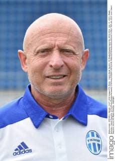 Coach Karel Jarolim, FK Mlada Boleslav team for 2015 2016, July 13, 2015, Mlada Boleslav, Czech Republic. (CTKxPhoto RadekxPetrasek) CTKPhotoP201507140762401  PER