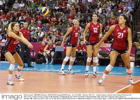 Jul 23, 2015 - Omaha, NE U.S. - United States outside hitter Kelsey Robinson 23 with a dig in action during a 2015 FIVB Women s Volleyball World Grand Prix Finals match between Italy and USA at CenturyLink Center in Omaha, NE...USA won 25-17, 25-14, 15-25, 25-18. 2015 FIVB Women s Volleyball Grand Prix Final Round: Italy vs USA Jul 23 - ZUMAc04_