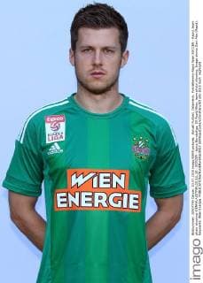 Aktuell Fußball, Österreich, Porträttermin Rapid Wien SOCCER - Rapid, team photo shooting VIENNA,AUSTRIA,03.JUL.15 - SOCCER - tipico Bundesliga, SK Rapid Wien, team photo shooting. Image shows Deni Alar (Rapid). Keywords: Wien Energie. GEPAxpictures xChristianxOrt