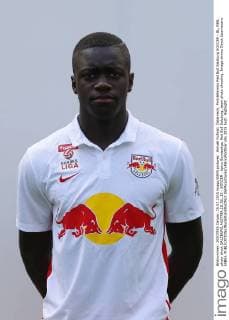 Aktuell Fußball, Österreich, Porträttermin Red Bull Salzburg SOCCER - BL, RBS, photo shoot SALZBURG,AUSTRIA,15.JUL.15 - SOCCER - tipico Bundesliga, Red Bull Salzburg, team photo shooting. Image shows Dayot Upamecano (RBS). GEPAxpictures xFelixxRoittner