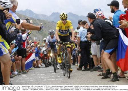 FROOME Christopher of Team Sky in front of QUINTANA Nairo of Movistar Team during the stage 19 of the 102nd edition of the Tour de France 2015 with start in Saint-Jean-De-Maurienne and finish in La Toussuire - Les Sybelles, France (138 kms) CYCLISME : Tour de France 2015 - Stage 19 - Saint-Jean-De-Maurienne La Toussuire - 24 07 2015 PHOTONEWS PANORAMIC 
