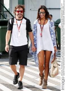 Motorsports: FIA Formula One World Championship WM Weltmeisterschaft 2015, Grand Prix of Hungary, 14 Fernando Alonso (ESP, McLaren Honda) with his girlfriend Lara Alvarez xHOCHxZWEIx
