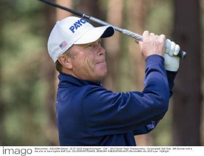 Golf - 2015 Senior Open Championship - Sunningdale Golf Club. Jeff Sluman with a tee shot at Sunningdale Golf Club. COLORSPORT DANIEL BEARHAM 