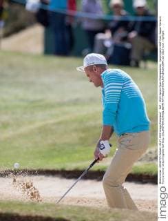 Golf - 2015 Senior Open Championship - Sunningdale Golf Club. Jesper Parnevik from a bunker at Sunningdale Golf Club. COLORSPORT DANIEL BEARHAM 