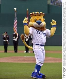 July 25, 2015 - Kansas City, MO, USA - The sound system wasn t working, so Kansas City Royals mascot Sluggerrr led the crowd in the singing of the national anthem before play against the Houston Astros on Saturday, July 25, 2015, at Kauffman Stadium in Kansas City, Mo. Houston at Kansas City - ZUMAm67_