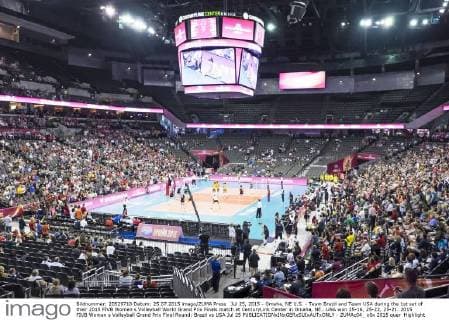 Jul 25, 2015 - Omaha, NE U.S. - Team Brazil and Team USA during the 1st set of their 2015 FIVB Women s Volleyball World Grand Prix Finals match at CenturyLink Center in Omaha, NE...USA won 25-16, 25-22, 25-21. 2015 FIVB Women s Volleyball Grand Prix Final Round: Brazil vs USA Jul 25 - ZUMAc04_