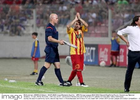 UEFA Europa League 2015-2016 Second Qualifying Round, Second Leg National Stadium, Ta Qali, Malta Thursday, 23rd July 2015 - 23 07 2015 Fabrizio Miccoli of Birkirkara FC salutes the fans after being substituted during the second qualifying round, second leg match in Malta between Birirkirkara FC and West Ham United UEFA Europa League 2015 2016 Competition - Second Qualifying Round UEL_2015 16_BKR_WHU
