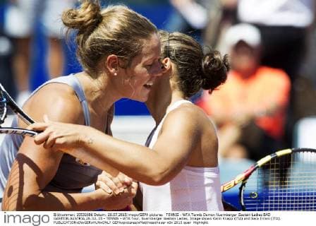 TENNIS - WTA Tennis Damen Nuernberger Gastein Ladies BAD GASTEIN,AUSTRIA,26.JUL.15 - TENNIS - WTA Tour, Nuernberger Gastein Ladies. Image shows Karin Knapp (ITA) and Sara Errani (ITA). GEPAxpictures xMatthiasxHauer