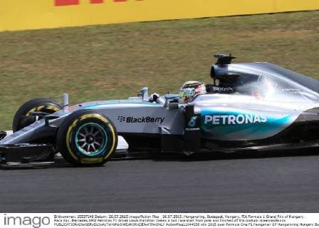 26.07.2015. Hungaroring, Budapest, Hungary. FIA Formula 1 Grand Prix of Hungary. Race day. Mercedes AMG Petronas F1 driver Lewis Hamilton makes a bad race start from pole and finished off the podium xLeannexBoonx  ActionPlus11644035