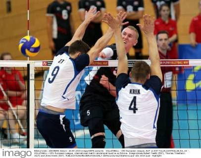 VOLLEYBALL - CEV European League, AUT vs EST TULLN,AUSTRIA,26.JUL.15 - VOLLEYBALL - CEV European League, international match Länderspiel Austria vs Estonia. Image shows Robert Taeht (EST), Thomas Troethann (AUT) and Ardo Kreek (EST). GEPAxpictures xWalterxLuger