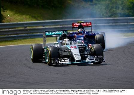 Lewis Hamilton; Mercedes Grand Prix, Daniil Kwjat; Red Bull Racing, formula 1 GP, Ungarn in Budapest, 26.07.2015 Photo:mspb Julien Ramos Lewis Hamilton; Daniil Kwjat; formula 1 GP, Ungarn