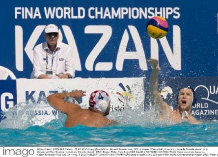 Aktuell Schwimmen, WM in Kasan, Wasserball, Kroatien - Kanada Canada Water polo Wasserball Men Croatia (white) Vs. Canada (black) CRO- Kazan Water Polo ArenaCAN Day04 27 07 2015 XVI FINA World Championships Aquatics Kazan Tatarstan RUS July 24 - Aug. 9 2015 giorgioxscala