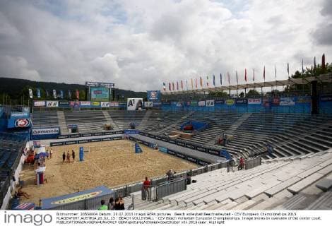 Beach volleyball Beachvolleyball - CEV European Championships 2015 KLAGENFURT,AUSTRIA,28.JUL.15 - BEACH VOLLEYBALL - CEV Beach Volleyball European Championships. Image shows an overview of the center court. GEPAxpictures xDanielxGoetzhaber